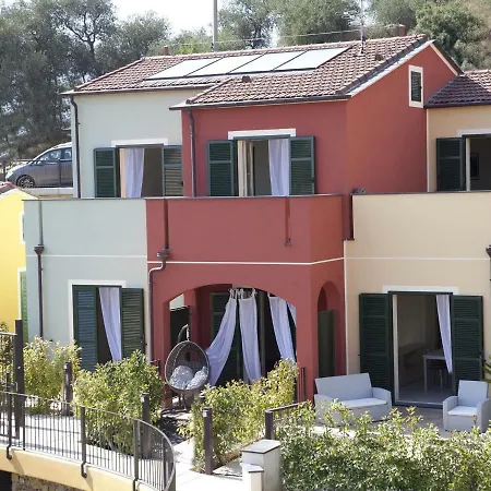 Antico Borgo Civezza